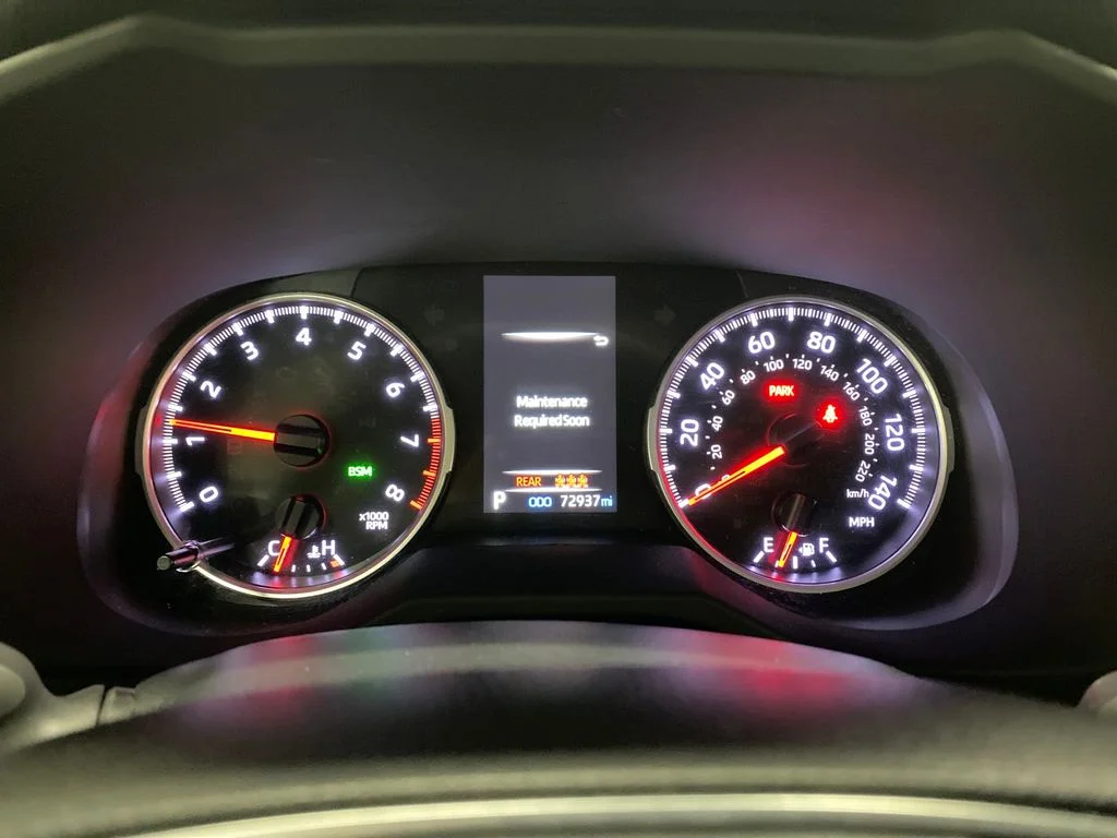 Used 2022 Black Toyota XLE image 22
