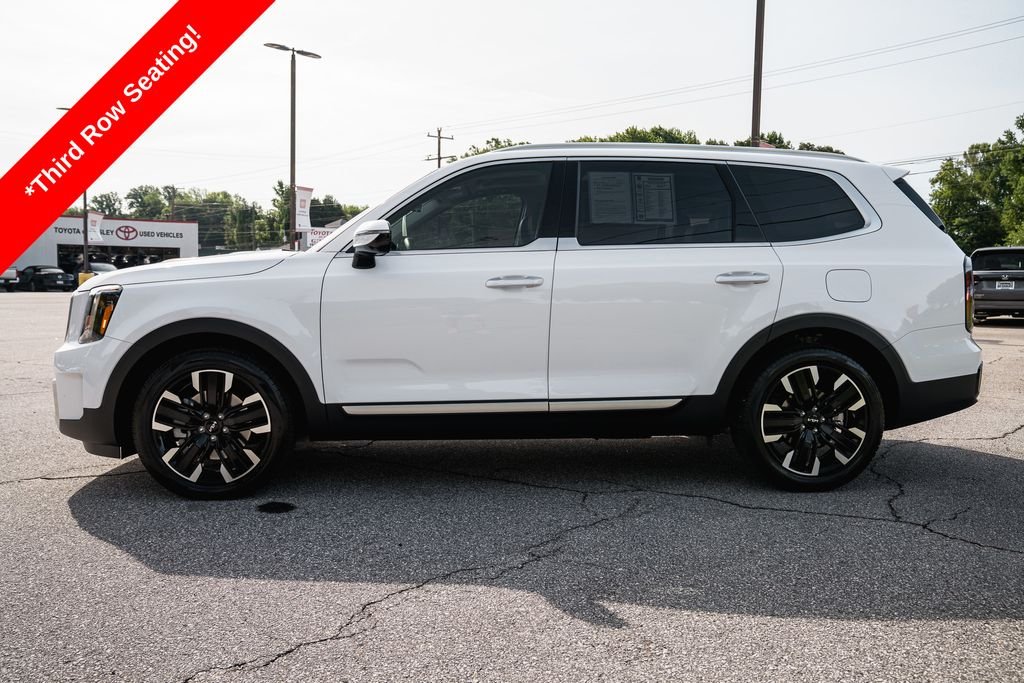Used 2025 White Pearl Kia SX image 4
