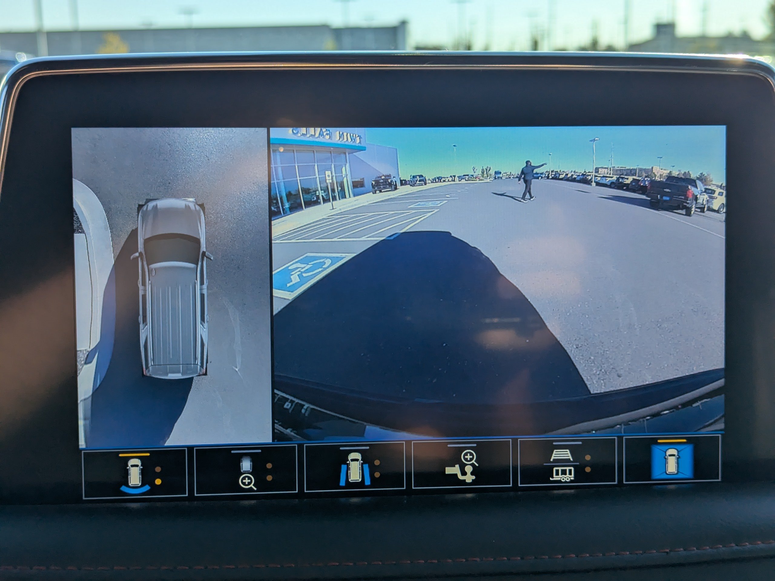 2021 Chevrolet Tahoe RST - Photo 25