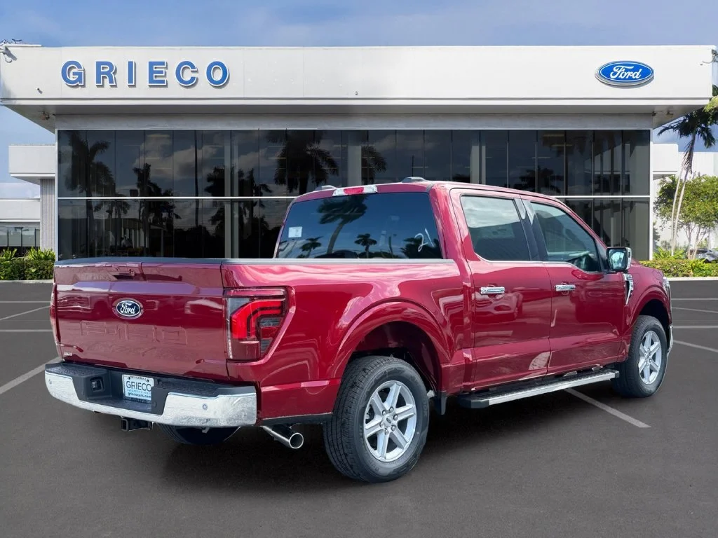 New 2026 Ruby Red Metallic Tinted Clearcoat Ford Lariat® image 7