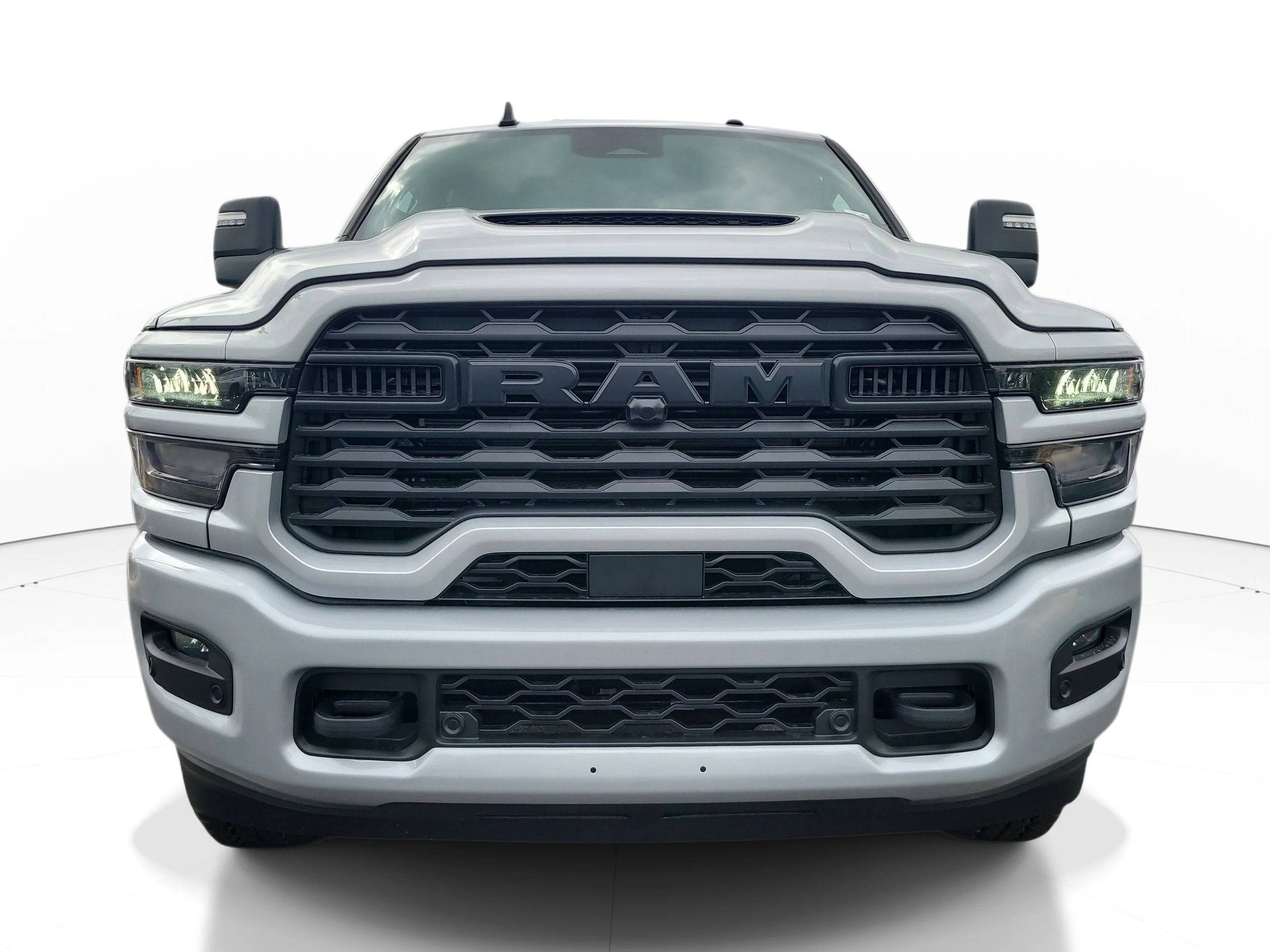 New 2026 Silver Zynith Ram Black Express image 3