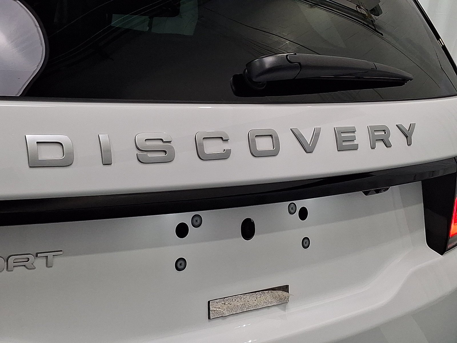 Certified Used 2025 Fuji White Land Rover  image 30
