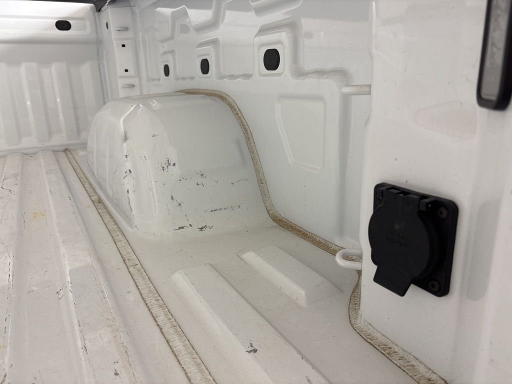 2024 Chevrolet Silverado 1500 Custom - Photo 14