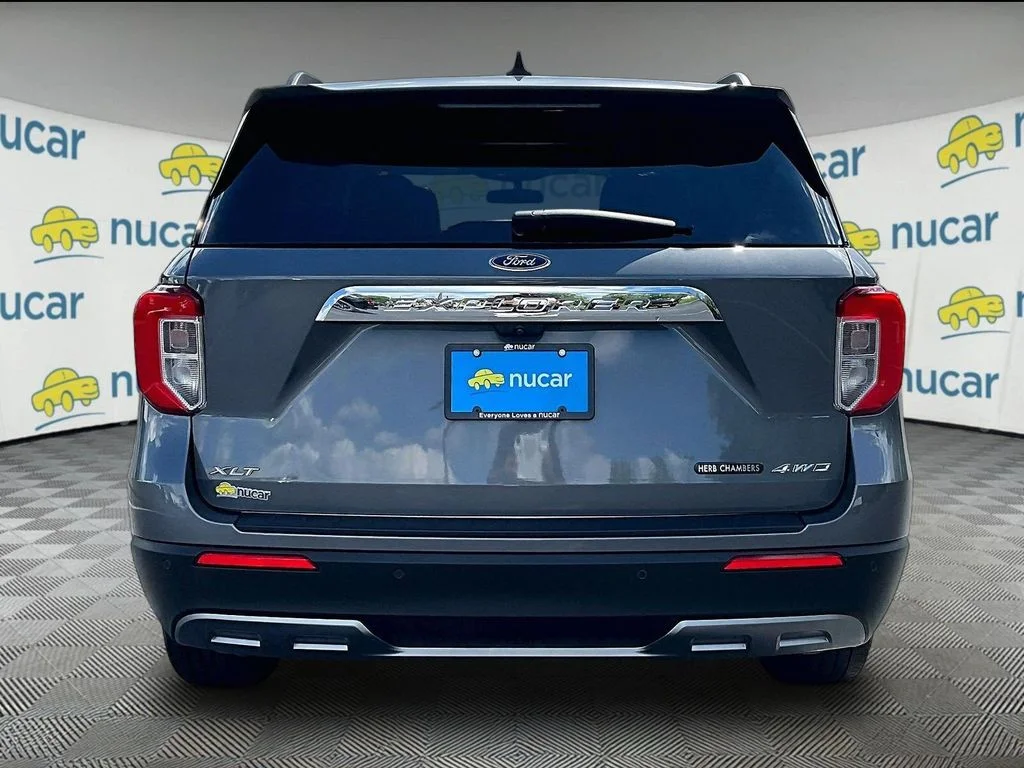 Used 2023 Gray Ford XLT image 5