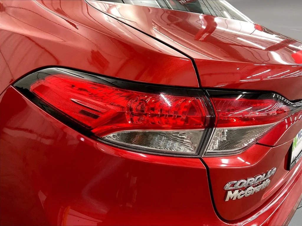 Used 2021 Red Toyota LE image 34