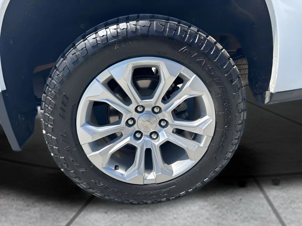 Used 2023 White Chevrolet LTZ image 29