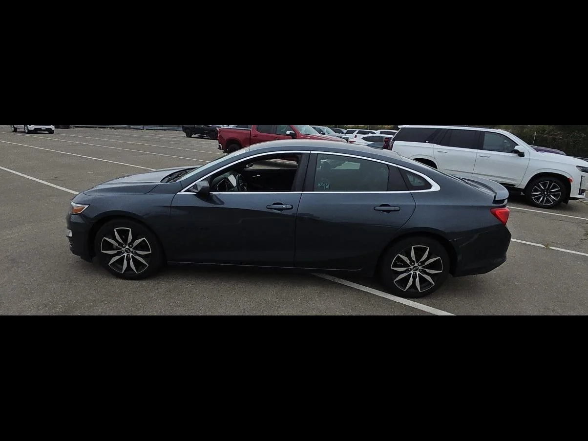 Used 2020 SHADOW GRAY METALLIC Chevrolet RS image 5