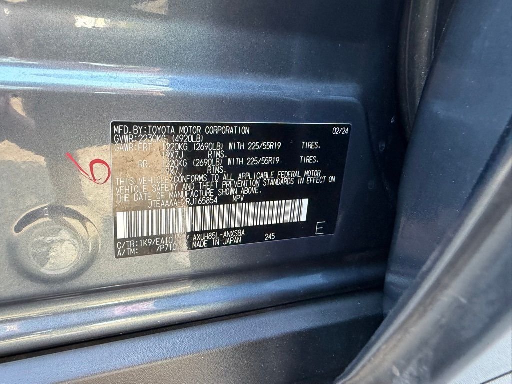 2024 Toyota Venza Limited - Photo 30