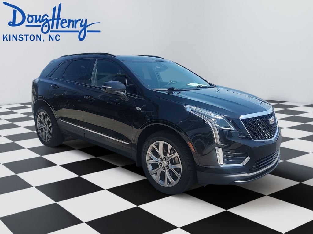 Used 2020 Black Cadillac Sport image 7
