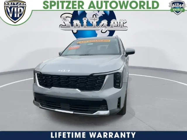 2026 Kia Sorento EX - Photo 4