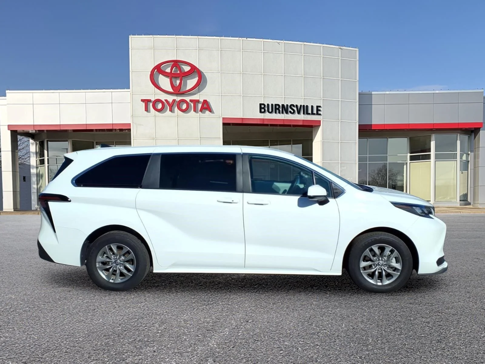 Certified 2026 Toyota Sienna LE with VIN 5TDKRKEC1TS290649 for sale in Burnsville, Minnesota
