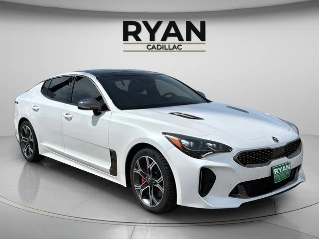 2018 Kia Stinger GT2 AWD's photo