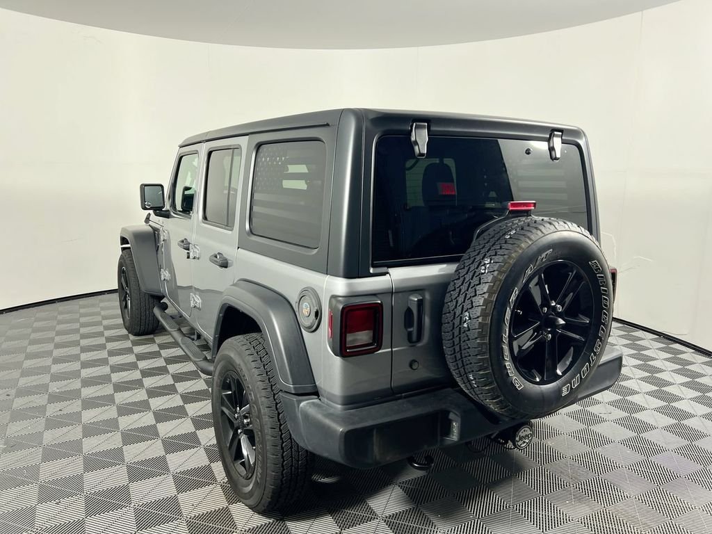 Used 2020 Silver Jeep Unlimited Sport Altitude image 5