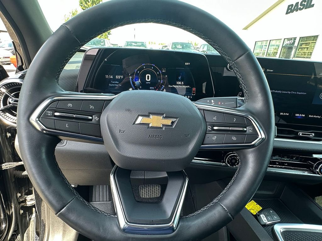 Used 2025 Black Chevrolet LT image 34