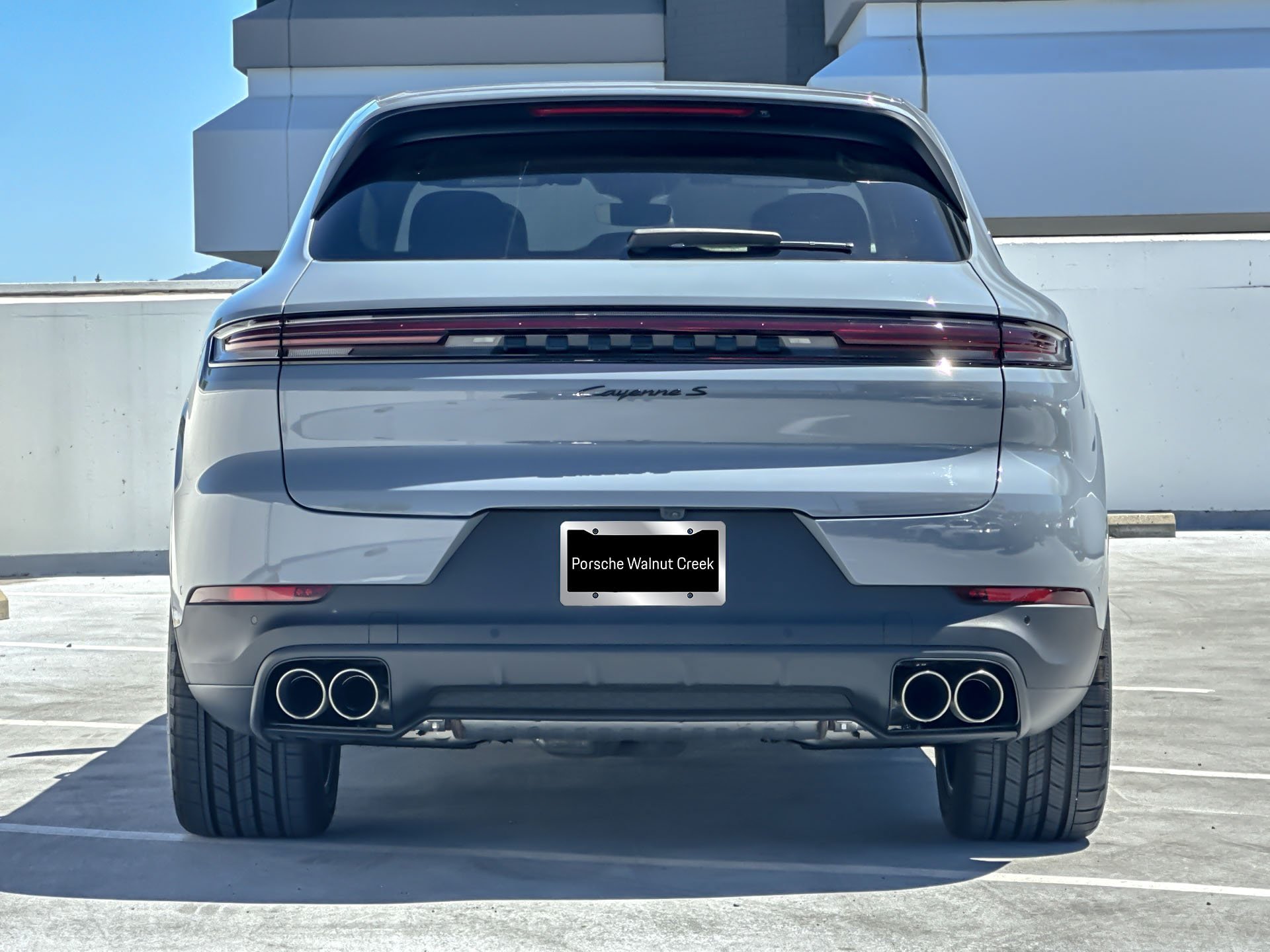 2026 Porsche Cayenne S - Photo 8