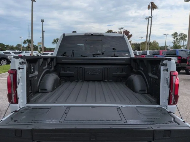 Used 2026 Avalanche Ford Raptor image 13
