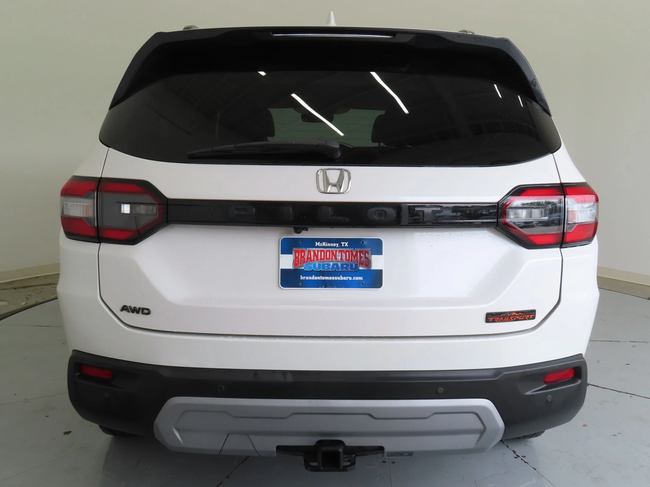Used 2023 White Honda TrailSport image 4