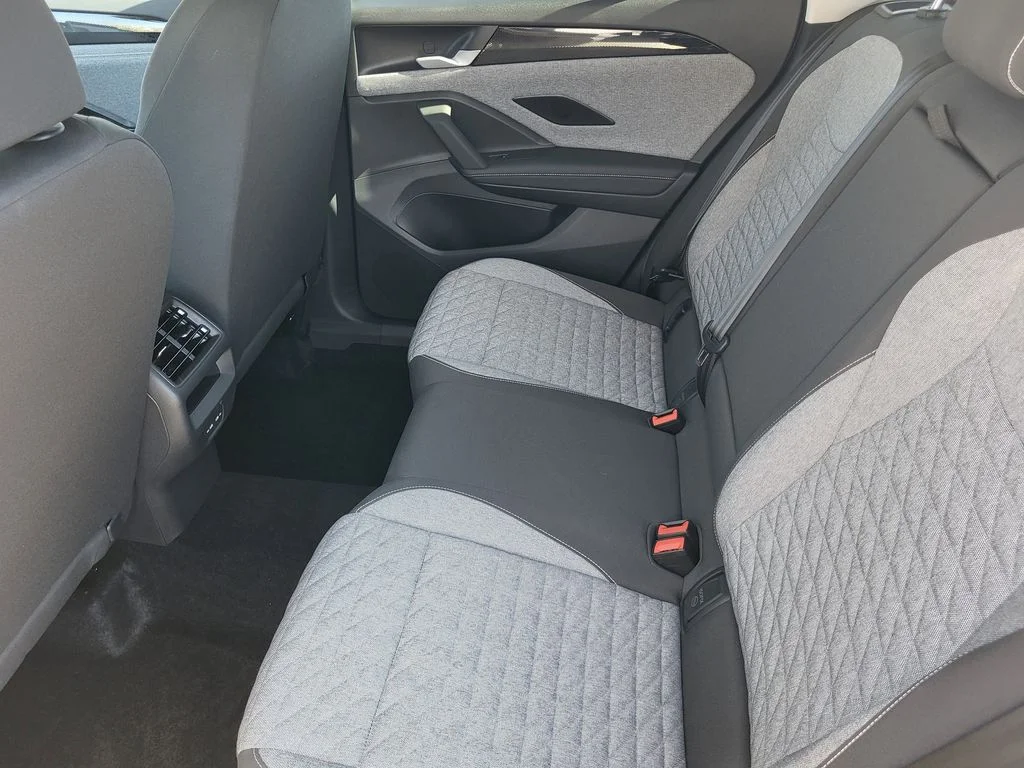 2025 Volkswagen Tiguan S - Photo 18