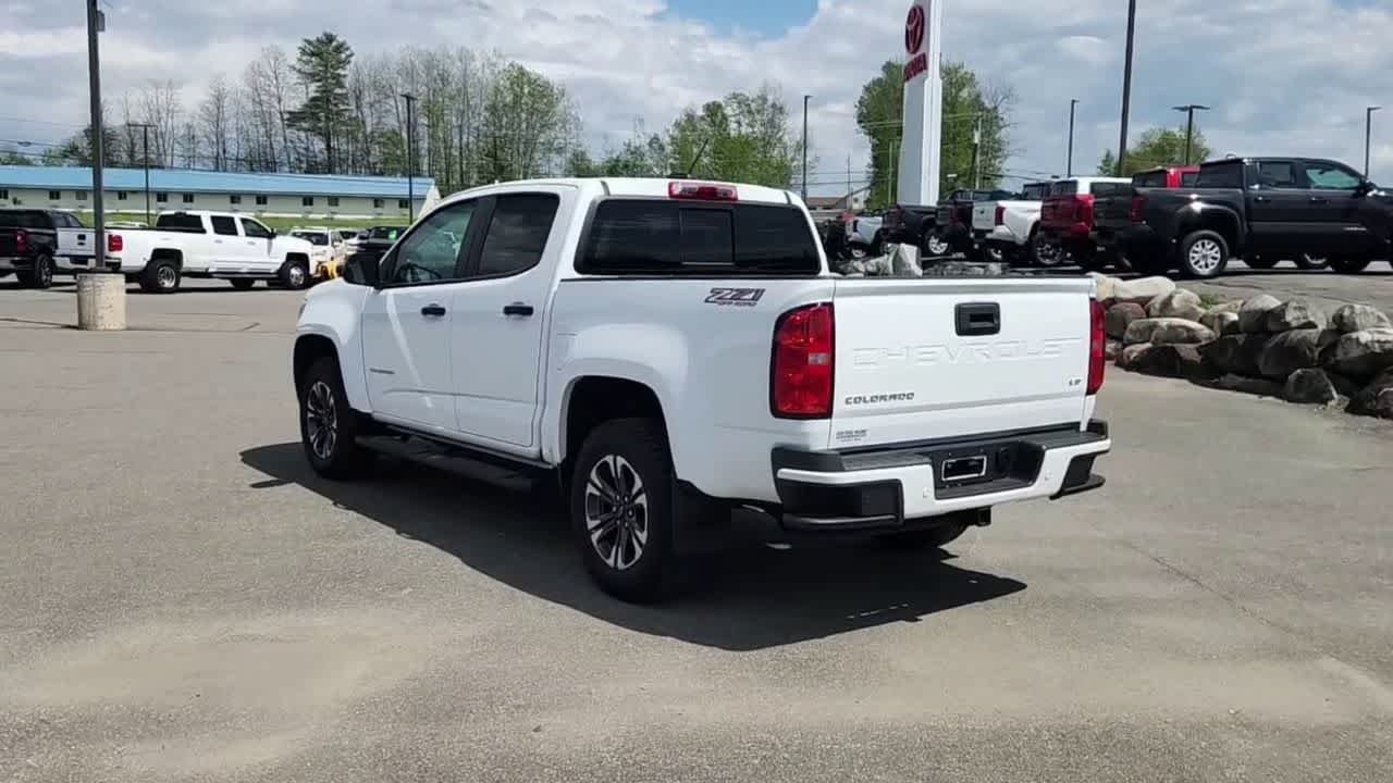 Used 2022 Summit White Chevrolet Z71 image 6