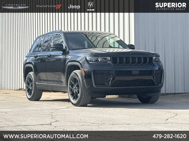 2026 Jeep Grand Cherokee Laredo