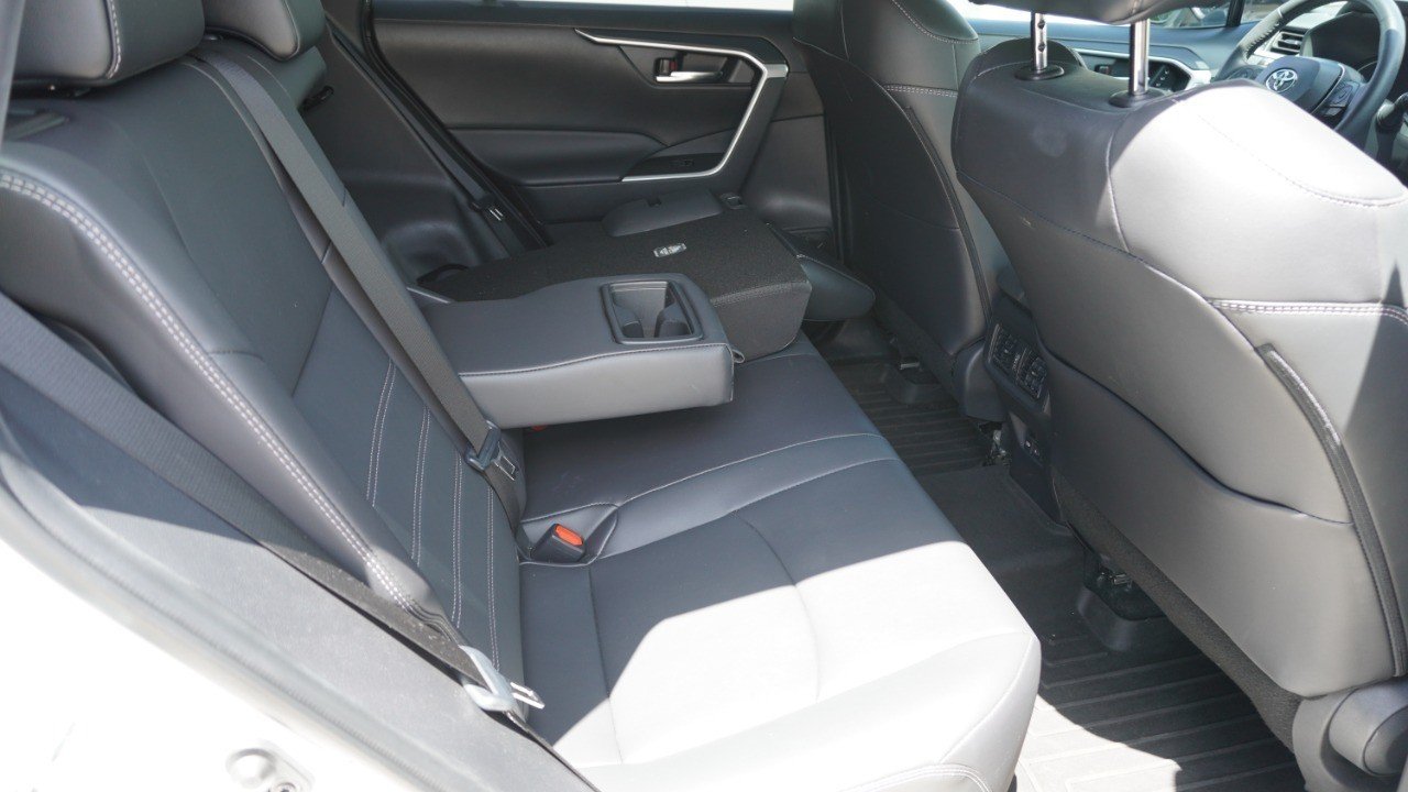 Used 2024 White Toyota XLE Premium image 12