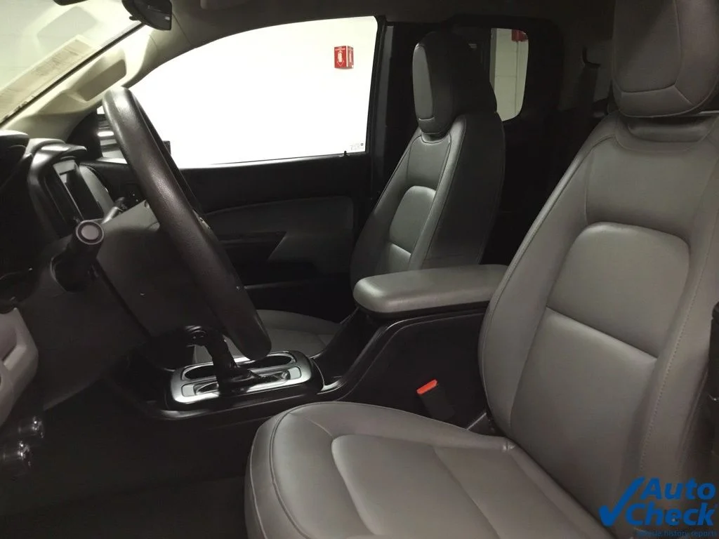 Used 2020 Orange Chevrolet  image 27