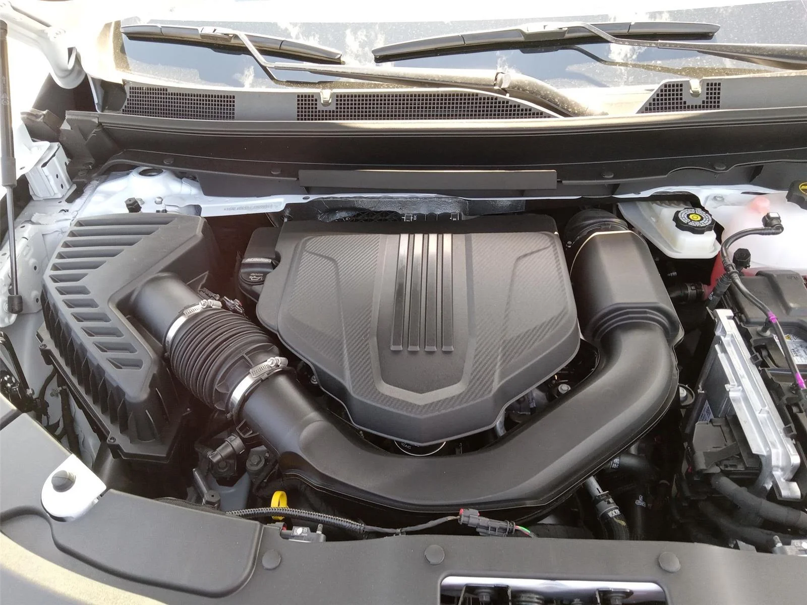 New 2026 Polar White Tricoat Chevrolet LT image 79
