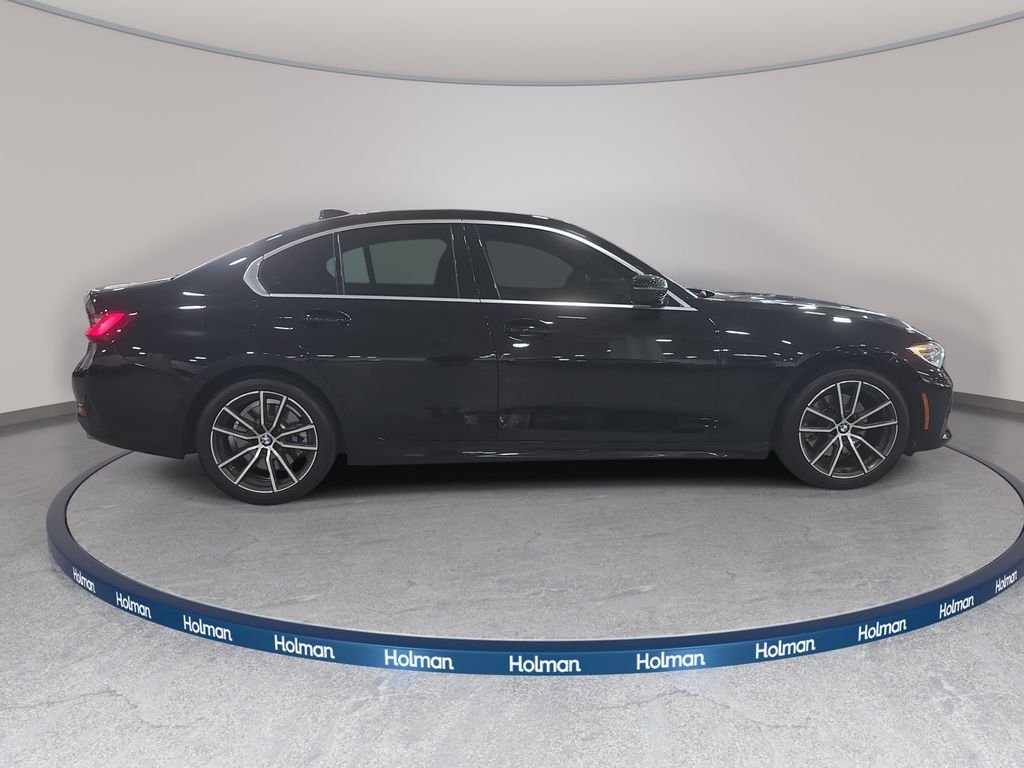 Used 2022 Jet Black BMW 330i image 5