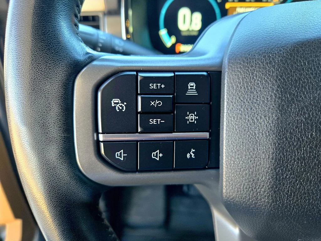 Used 2021  Ford Lariat image 15