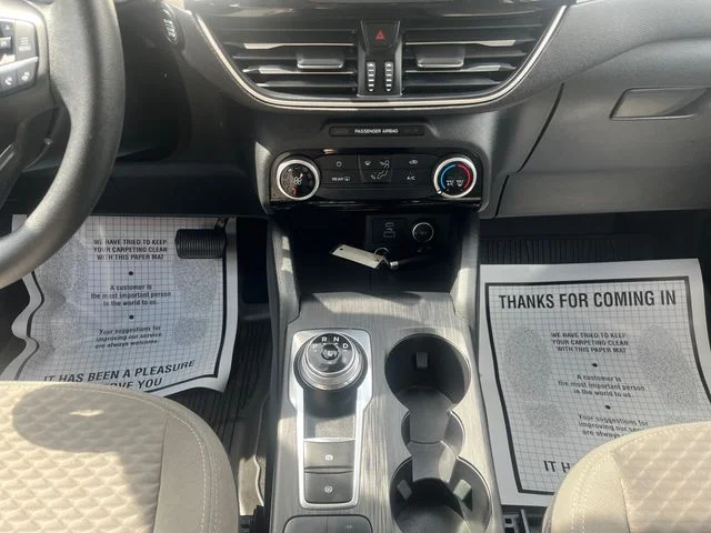 Used 2021 Gray Metallic Ford SE image 11