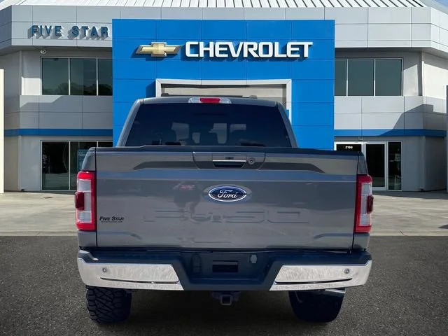 Used 2023 Gray Ford LARIAT image 5
