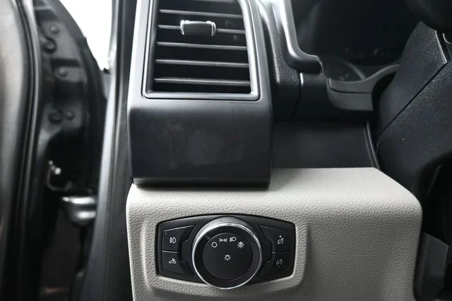 Used 2019 Gray Ford XL image 16