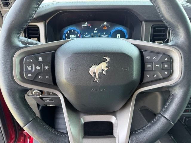 Used 2025 Red Ford Badlands image 13