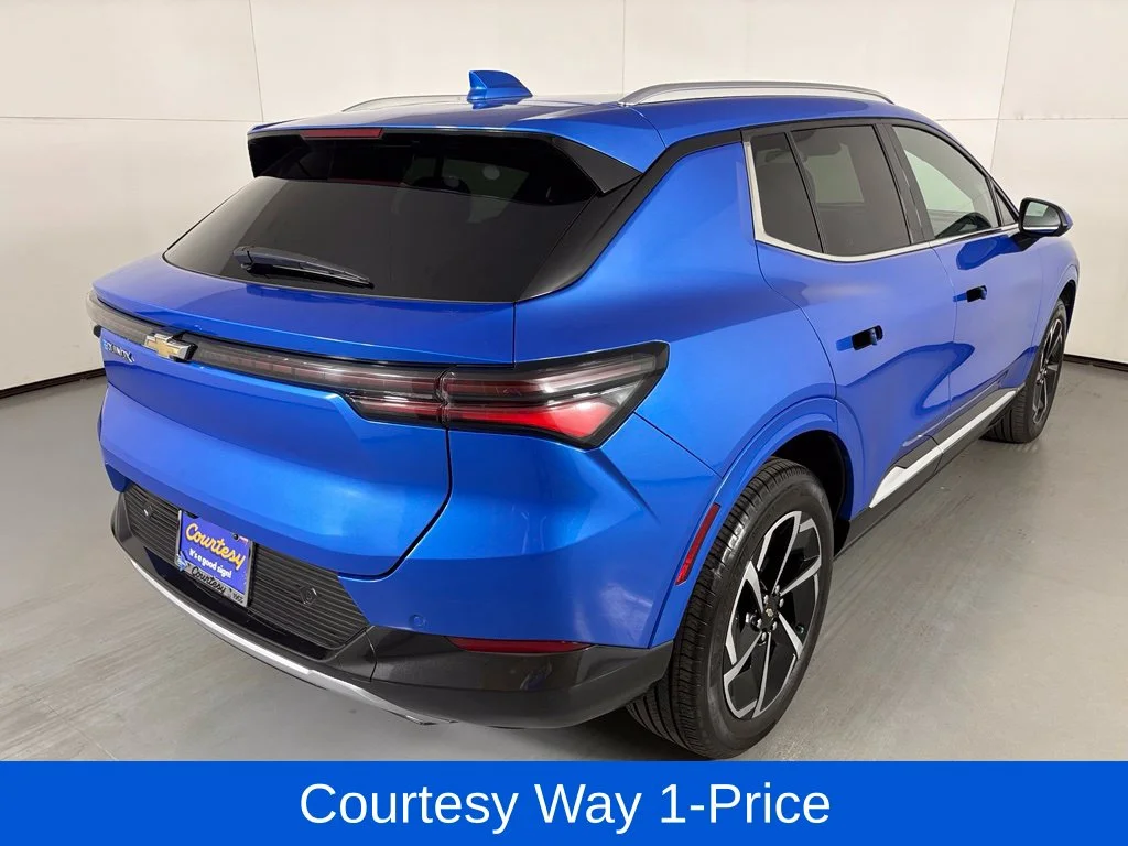 Used 2024 Blue Chevrolet LT image 11