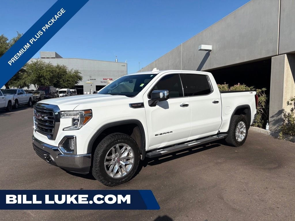 Used 2022 White GMC SLT image 1