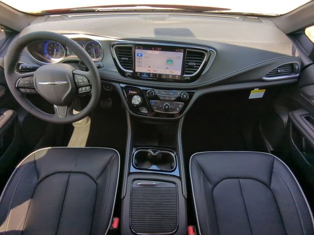2026 Chrysler Pacifica Limited - Photo 19