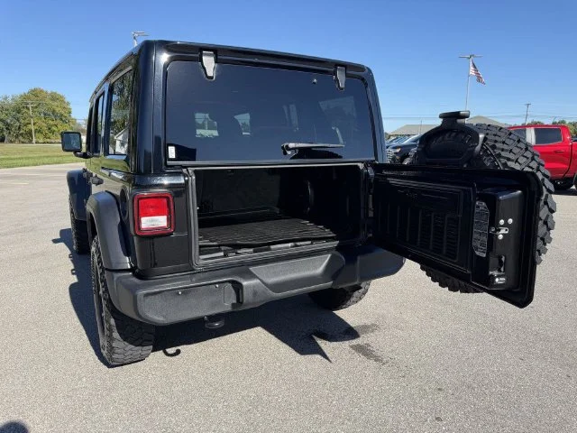 Used 2021 Black Clearcoat Jeep Unlimited Willys image 15
