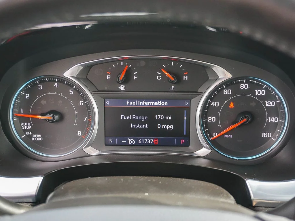 Used 2020 White Chevrolet Premier image 21