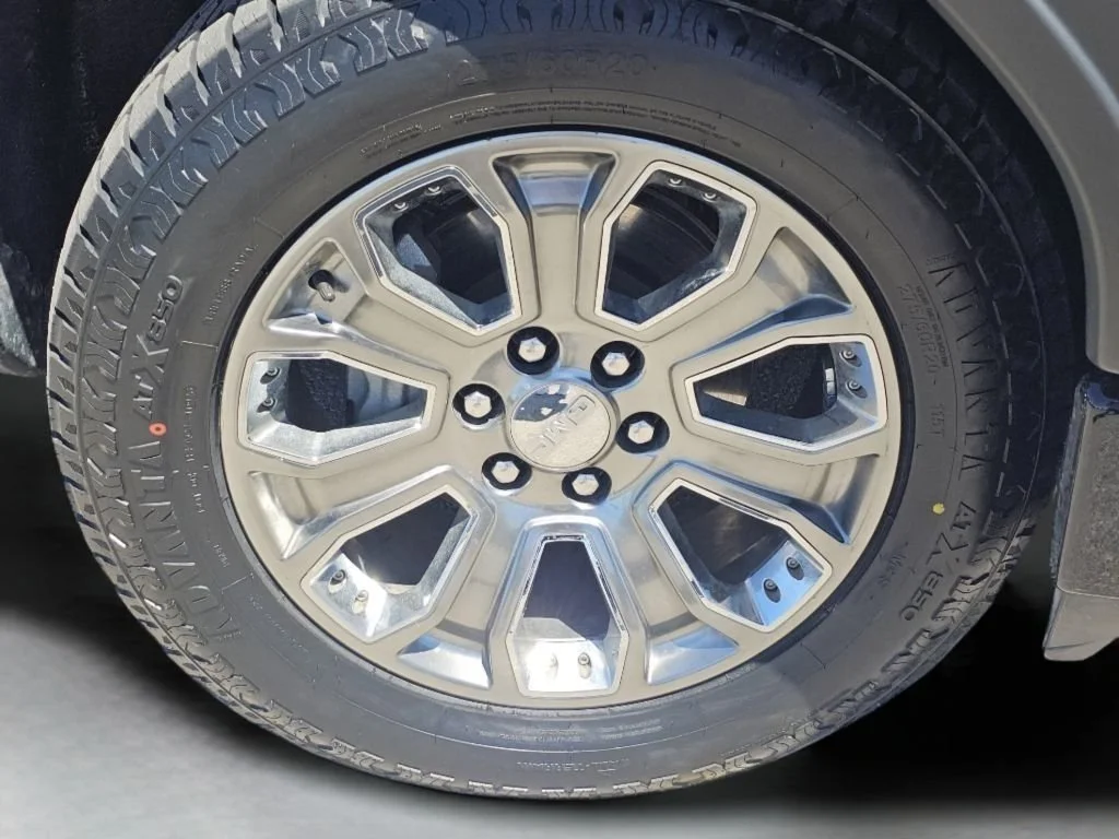 Used 2021 Onyx Black GMC Denali image 22
