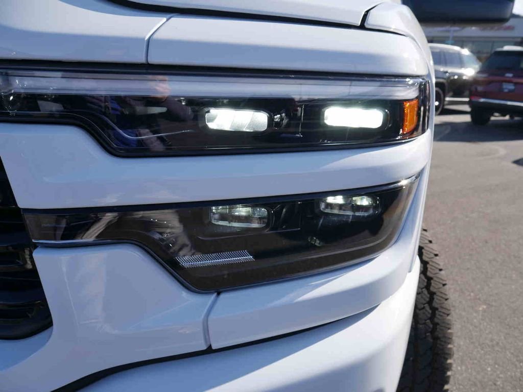 New 2026 Bright White Clear-Coat Exterior Paint RAM LARAMIE image 34