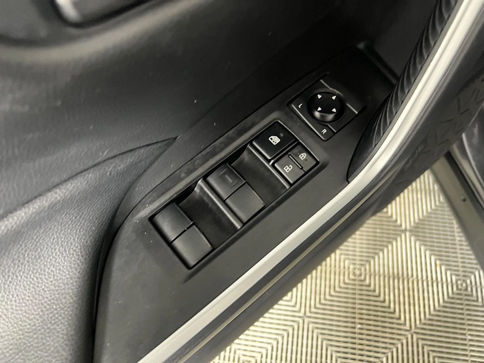 Used 2022 Magnetic Gray Metallic Toyota LE image 13