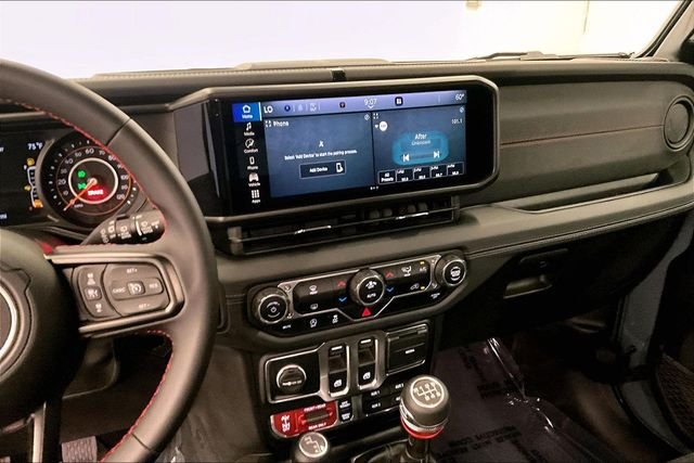 2024 Jeep Wrangler 2-Door Rubicon - Photo 7