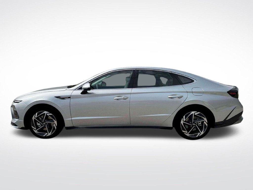 New 2026 Silver Hyundai SEL Sport image 22