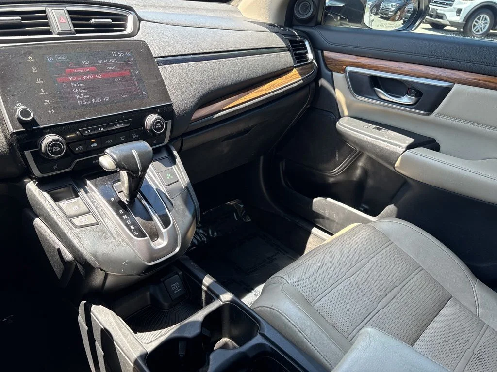 Used 2017 Sandstorm Metallic Honda Touring image 20