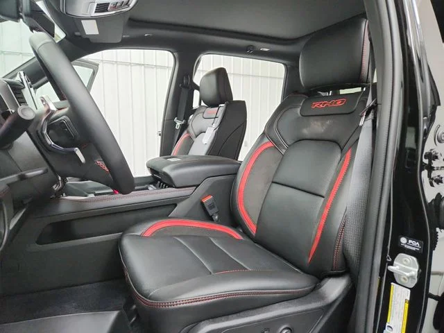 New 2026 Diamond Black Crystal Pearl-Coat Exterior Paint RAM RHO image 19