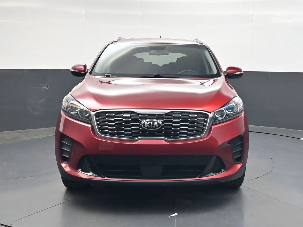Used 2020 Passion Red Kia LX image 9