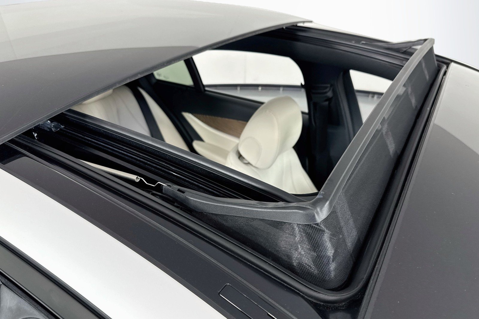 Certified Used 2023 Polar White Mercedes-Benz E 450 image 25