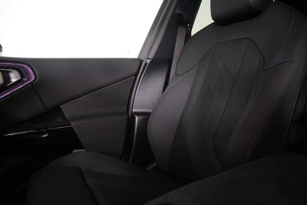 Used 2026 Black Sapphire Metallic BMW 30 xDrive image 21