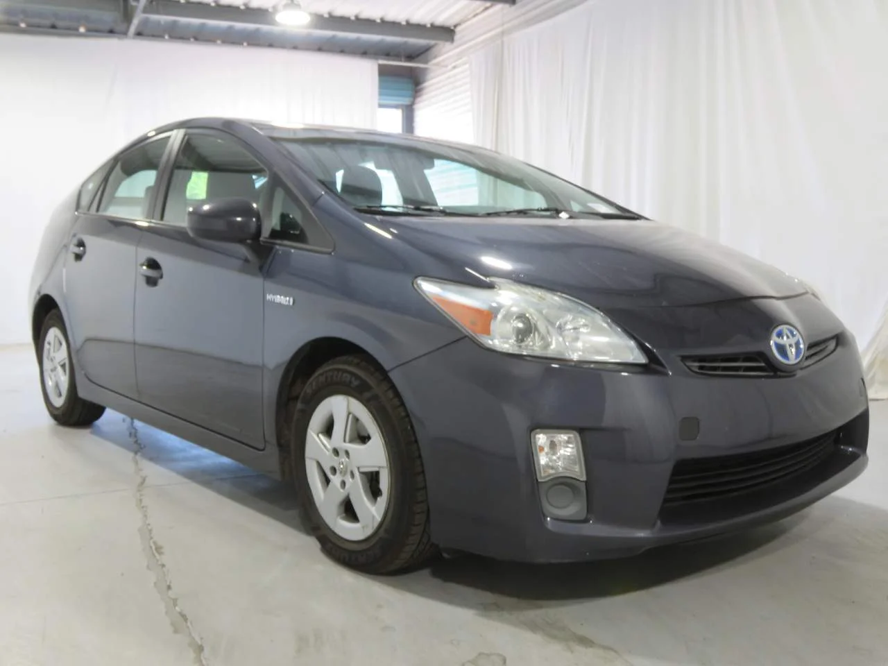 Used 2010 Blue Ribbon Metallic Toyota II image 3