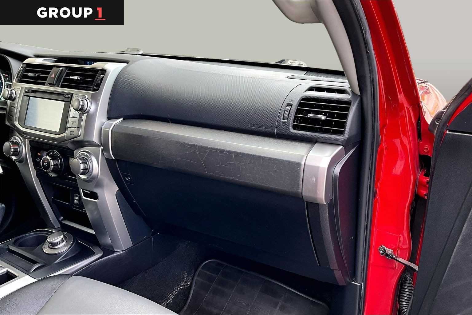 Used 2016 Barcelona Red Metallic Toyota SR5 Premium image 19